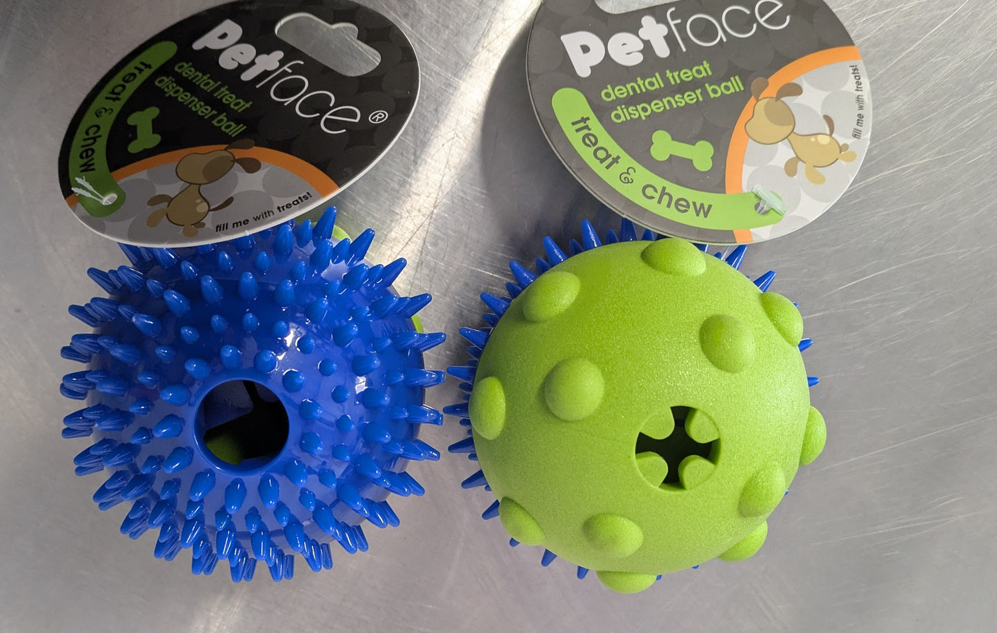 Petface Dental Treat Dispenser Ball Toy